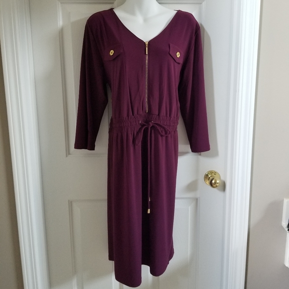 Nina Leonard Dresses & Skirts - Figure flattering Nina Leonard Dress - size XL